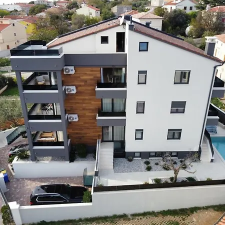 Apartments Sara II Liznjan Exterior photo